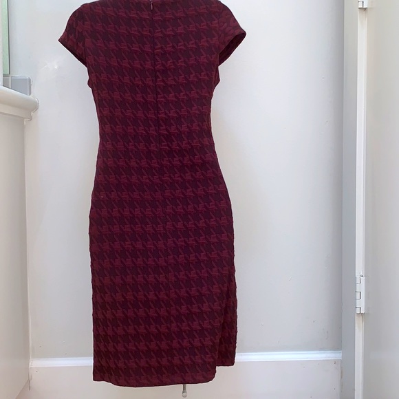 Miarte woman’s burgundy, dress size 1. - Picture 3 of 9